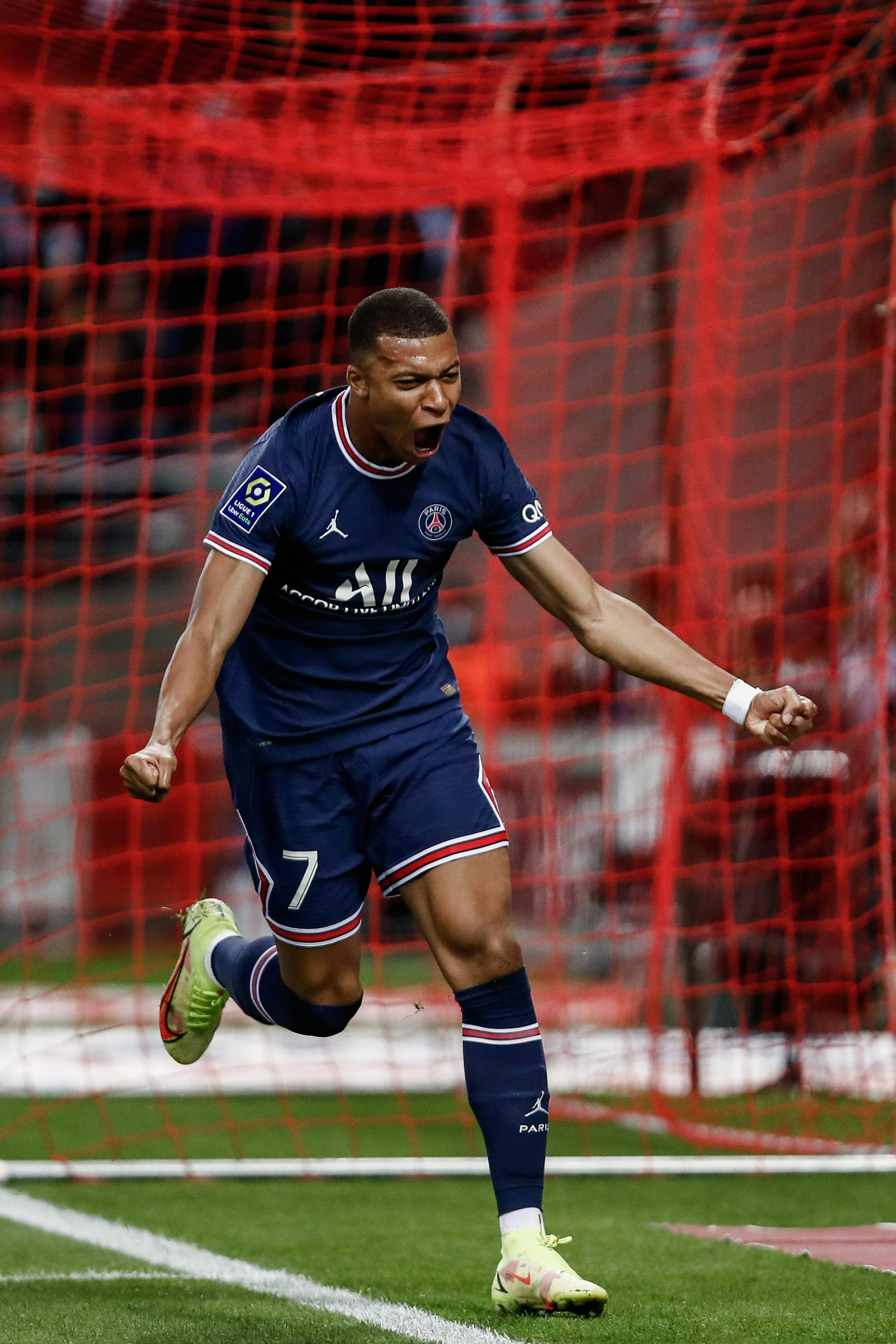 布拉格斯拉维亚主帅：赖斯可能是世界上最好的定位球专家（布拉格斯拉维亚主帅：赖斯或是世界最佳定位球高手）