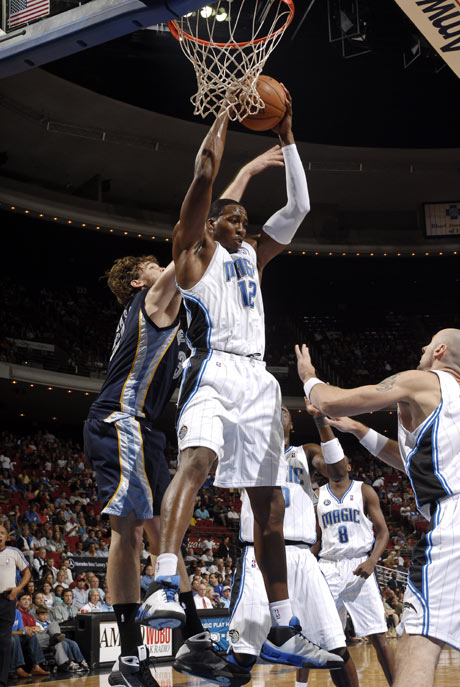 亚冠焦点：柔佛新山VS上海海港，生死战前双方态势剖析（亚冠生死战前瞻：柔佛新山对阵上海海港，双方形势深度解读）