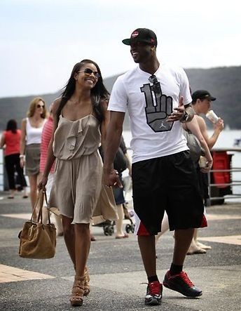 欧冠积分榜分析：小组晋级形势紧张,（欧冠积分榜解读：各组出线形势白热化）