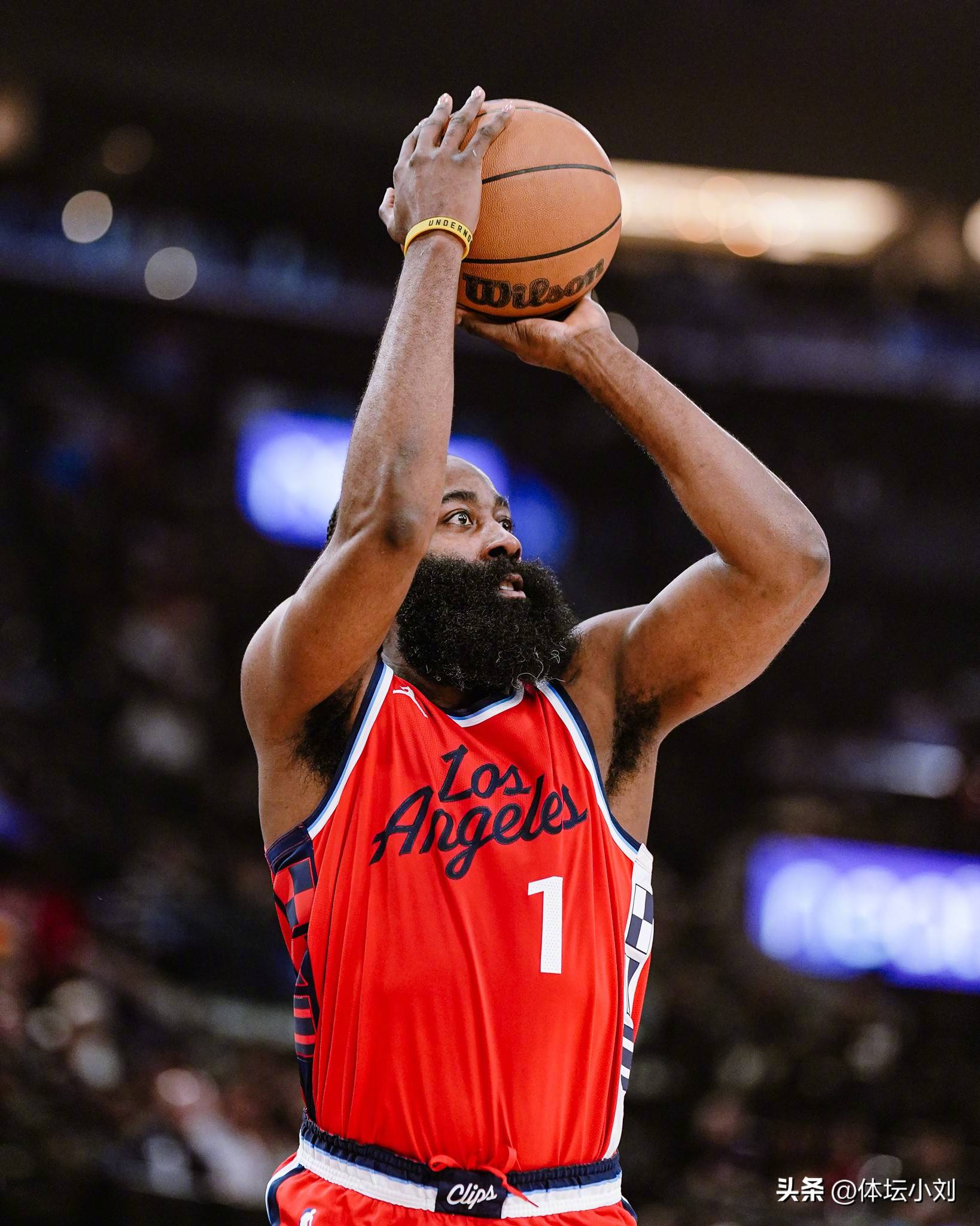 经纪人：那不勒斯今夏也有意博尼，但奥西利奥起了决定性作用（经纪人：那不勒斯今夏曾想签博尼，奥西利奥发挥决定性作用）