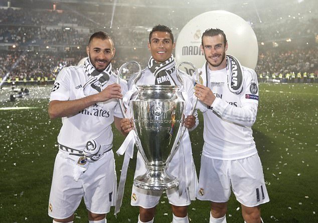 英联杯战报：谢尔基、萨维尼奥破门，曼城2-0布伦特福德进四强（英联杯简讯：谢尔基与萨维尼奥建功，曼城2-0布伦特福德晋级四强）