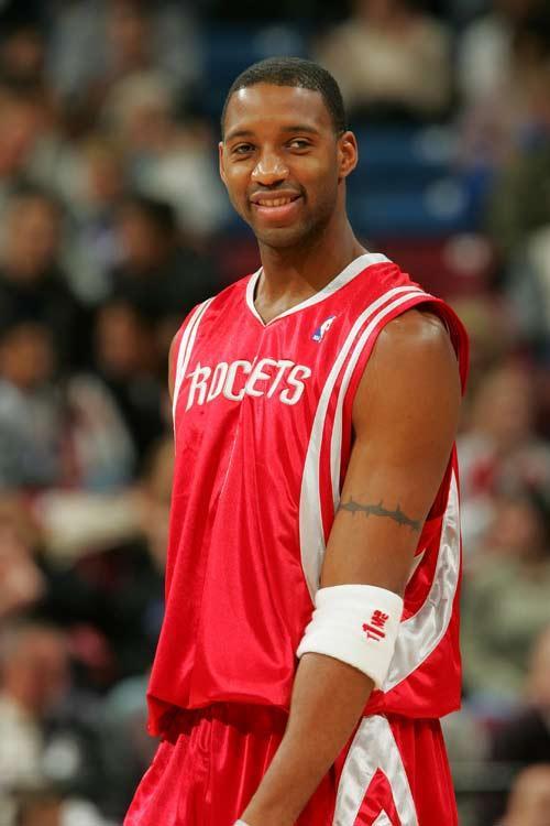 足球西甲豪门签下才华中场，合约长达七年（西甲豪门敲定天赋中场，签下七年长约）